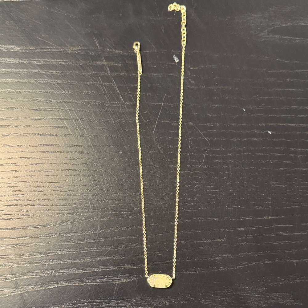 Kendra Scott Gold Pendant Necklace